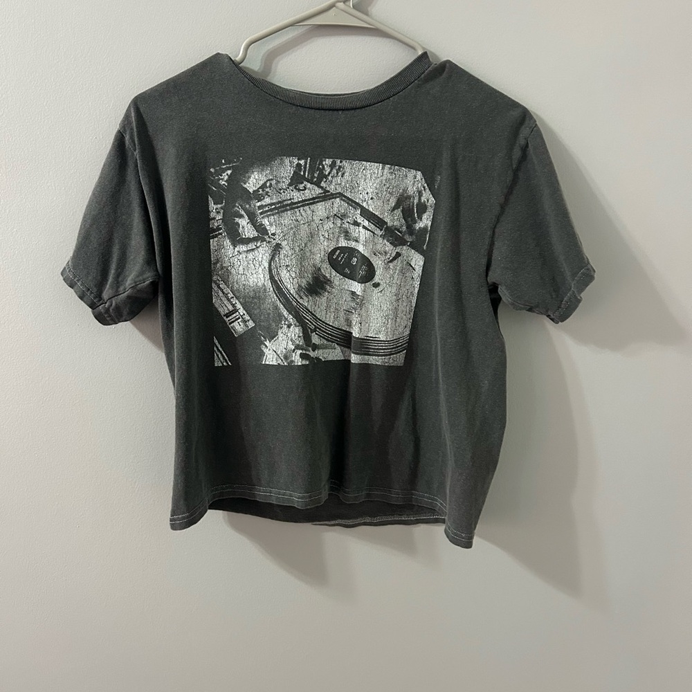 urban outfitters graphic tee